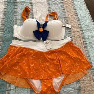 Sailor Venus Bikini from Hot Topic Plus sz2